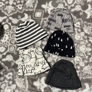 (5) Baby boy caps. 0-6 months